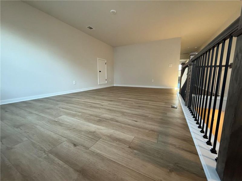 Spacious, unfurnished interior of a new home in Ponderosa Farms Manor, Gainesville (Image 42).