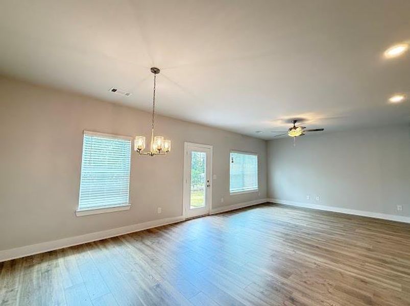 Spacious, unfurnished interior of a new home in , Dawsonville (Image 9).