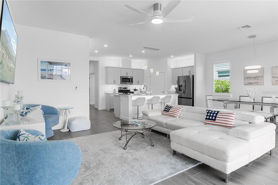 Furnished interior view inside a new home in , Punta Gorda (Image 35). Furnished interior view inside a new home in , Punta Gorda (Image 35).