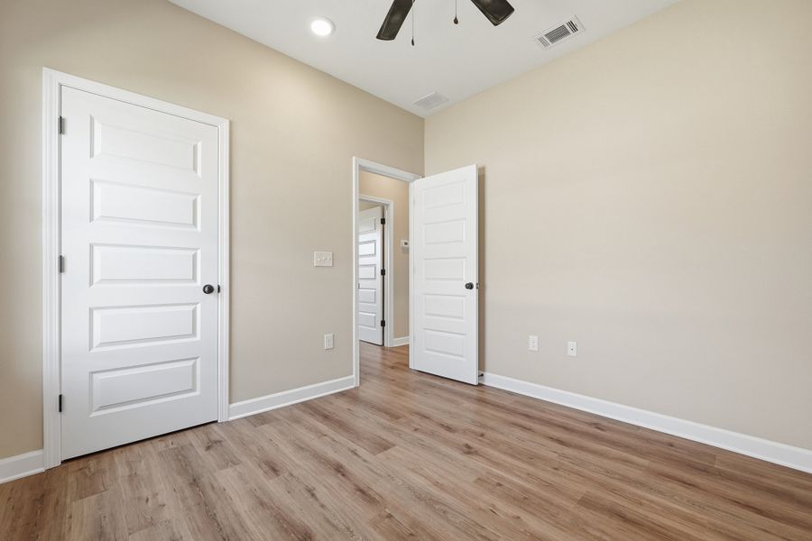 Spacious, unfurnished interior of a new home in Southern Charm, Crestview (Image 40).