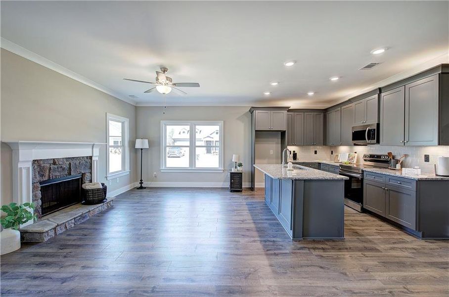 Furnished interior view inside a new home in , Cartersville (Image 5).