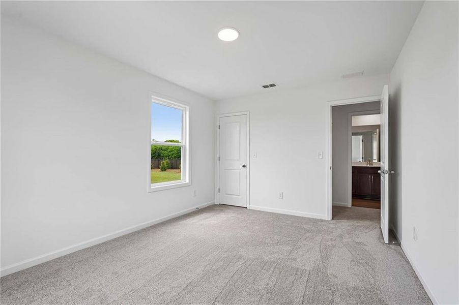 Spacious, unfurnished interior of a new home in Langston Reserve, Cartersville (Image 14).