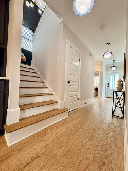 Spacious, unfurnished interior of a new home in , Atlanta (Image 24).