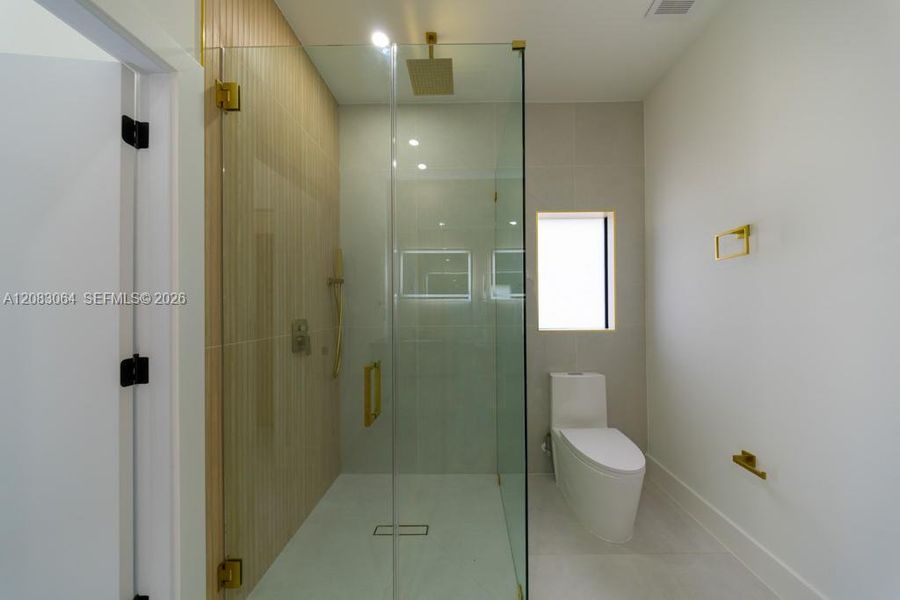 Furnished interior view inside a new home in , Alva (Image 6).