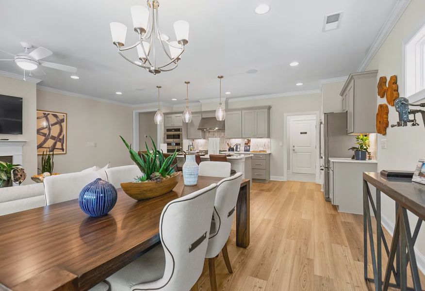 Dining - 10 of 27 Dining - 10 of 27