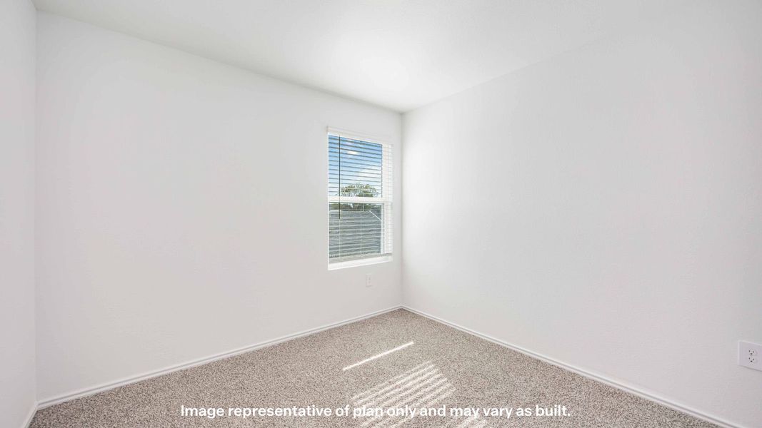 Representative unfurnished interior of a home built from the Fallow by D.R. Horton in Deer Meadows, Odessa (Image 27).