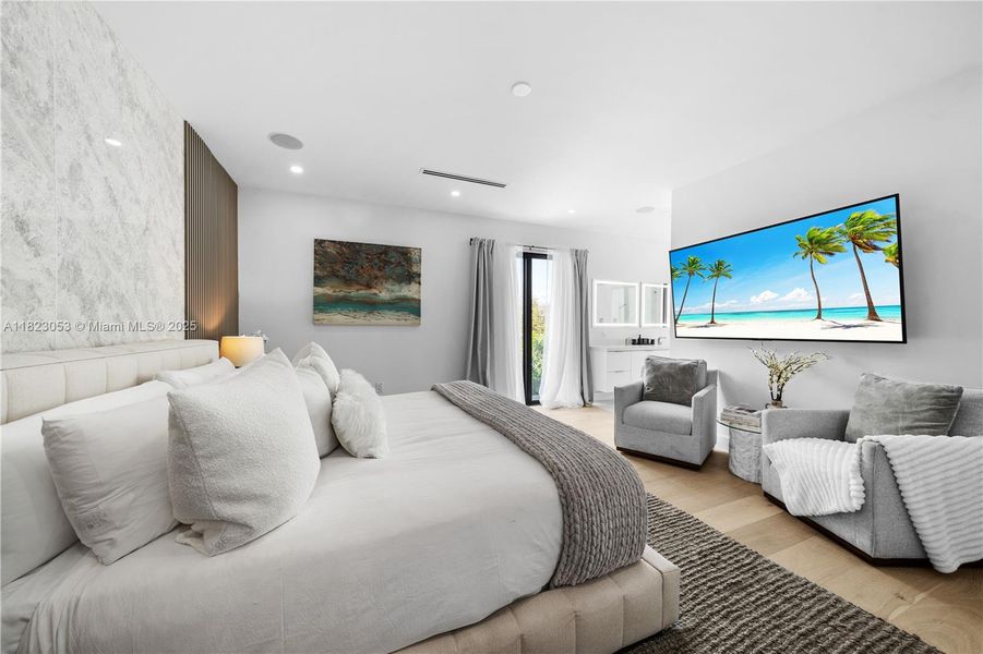 Furnished interior view inside a new home in , Miami (Image 43).