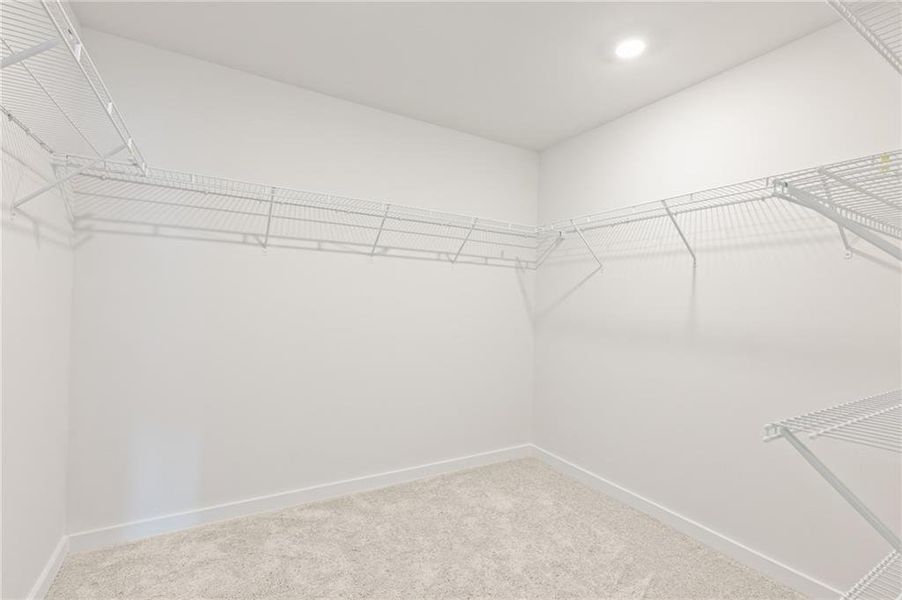 Spacious, unfurnished interior of a new home in , Lawrenceville (Image 12).