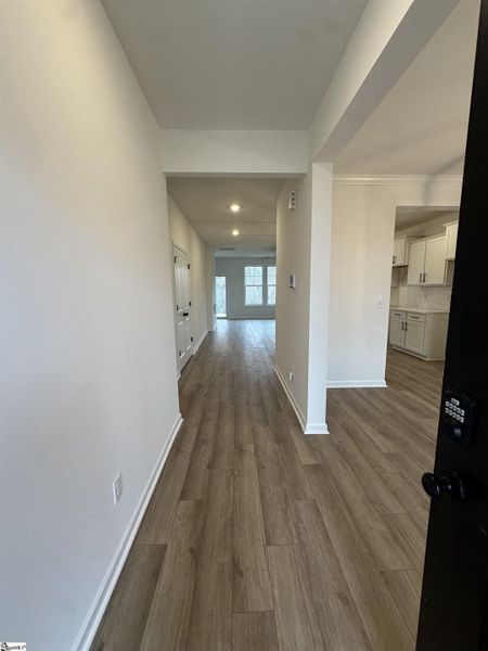 Spacious, unfurnished interior of a new home in Shiloh Trail, Wellford (Image 14).
