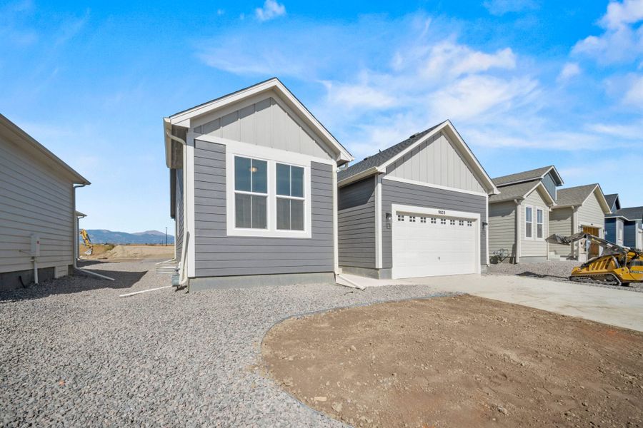 Representative exterior photo of a completed home built from the Sage by View Homes in The Glen, Colorado Springs, CO (Image 25). Representative exterior photo of a completed home built from the Sage by View Homes in The Glen, Colorado Springs, CO (Image 25).