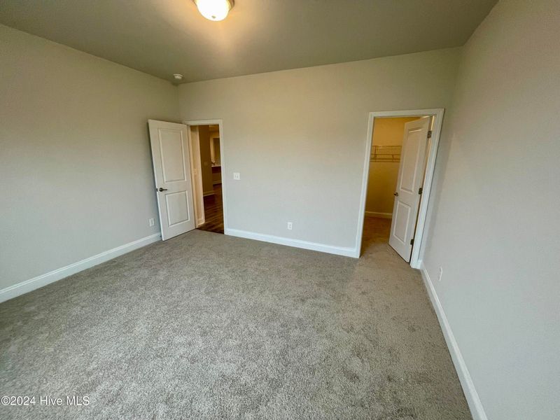 Spacious, unfurnished interior of a new home in Summer Place, Grimesland (Image 9). Spacious, unfurnished interior of a new home in Summer Place, Grimesland (Image 9).