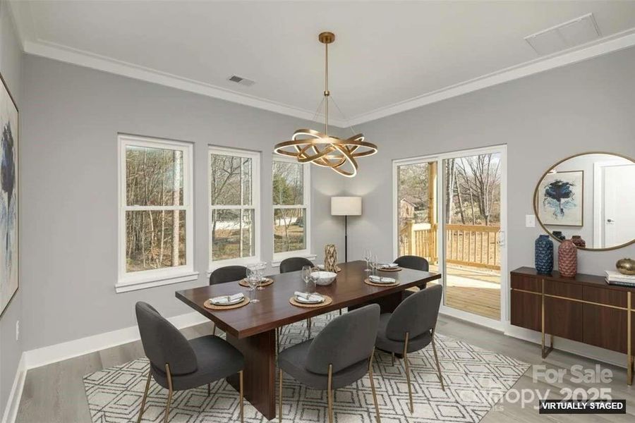 Virtually staged Dinning room