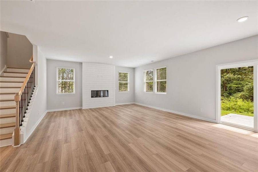Spacious, unfurnished interior of a new home in Oak Grove Glen, Snellville (Image 46). Spacious, unfurnished interior of a new home in Oak Grove Glen, Snellville (Image 46).