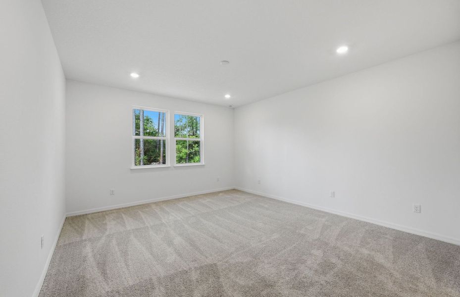 Spacious, unfurnished interior of a new home in Fiddler's Cove, Kingsland (Image 17).