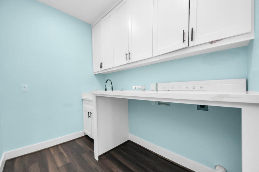 Furnished interior view inside a new home in , Dickinson (Image 31).