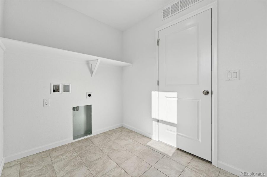 16907 W 92nd Drive ~ Ready Now