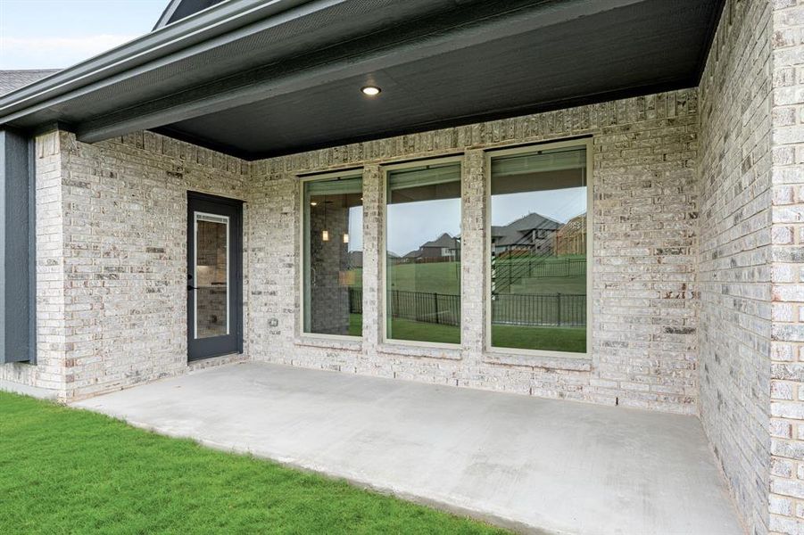 Spacious, unfurnished interior of a new home in Devonshire Classic 60-65, Forney (Image 23). Spacious, unfurnished interior of a new home in Devonshire Classic 60-65, Forney (Image 23).