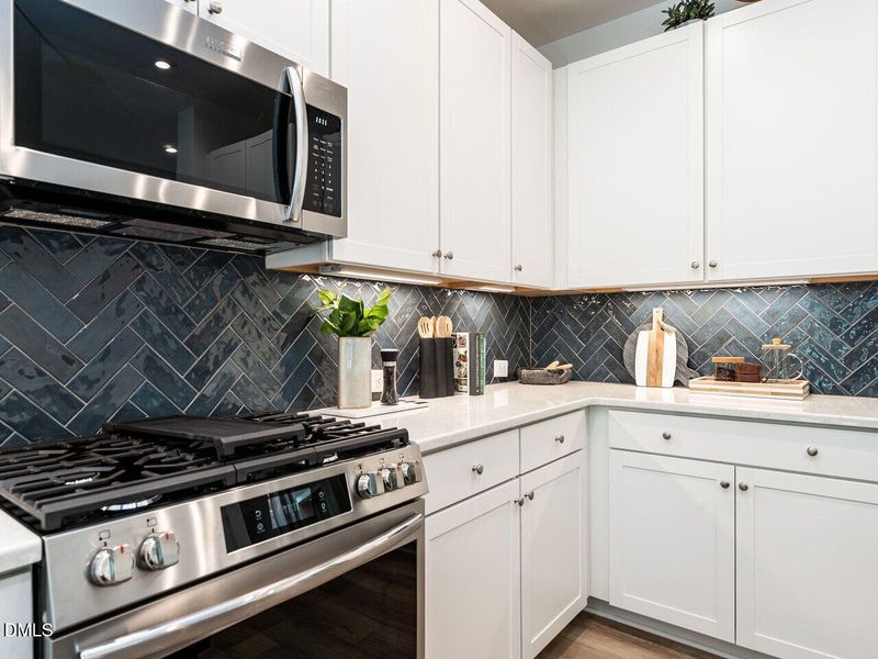 016-1280x960-kitchen