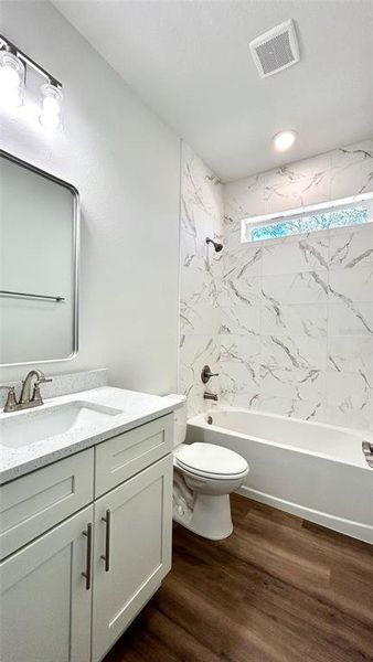 Furnished interior view inside a new home in , Ocala (Image 13).