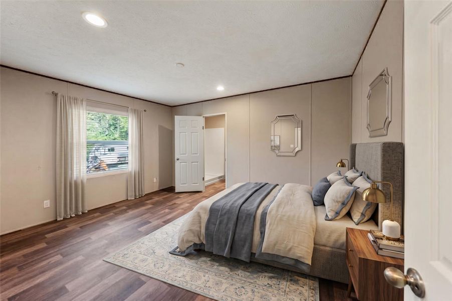 Virtually staged view of the large master bedroom! Virtually staged view of the large master bedroom!