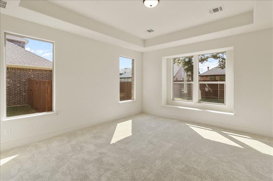 Spacious, unfurnished interior of a new home in , Fort Worth (Image 24).