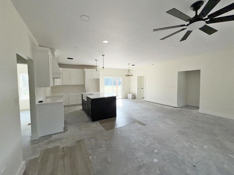 Image 25 of a home in .