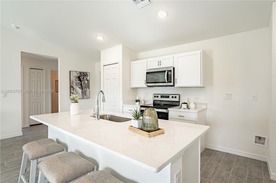 Furnished interior view inside a new home in , Cape Coral (Image 9).