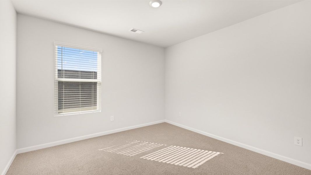 Spacious, unfurnished interior of a new home in Highland Hills, Graniteville (Image 30).