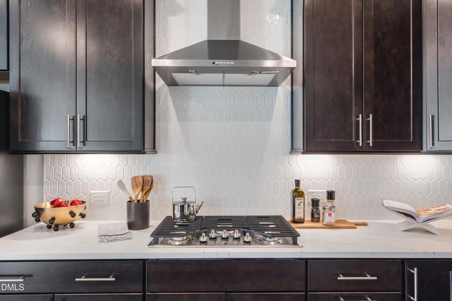 SUN_SutherlandStation_Pic_LandrumIII_Kit