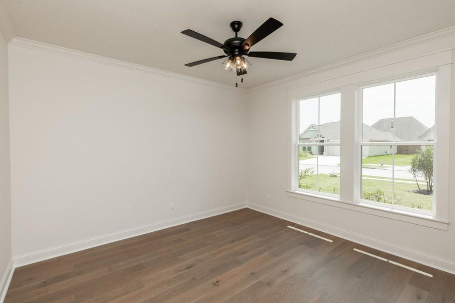 Spacious, unfurnished interior of a new home in , Beaumont (Image 17).