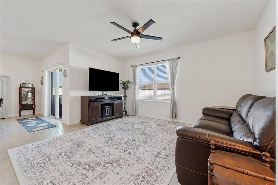 Furnished interior view inside a new home in Oak Pointe, Apopka (Image 17).