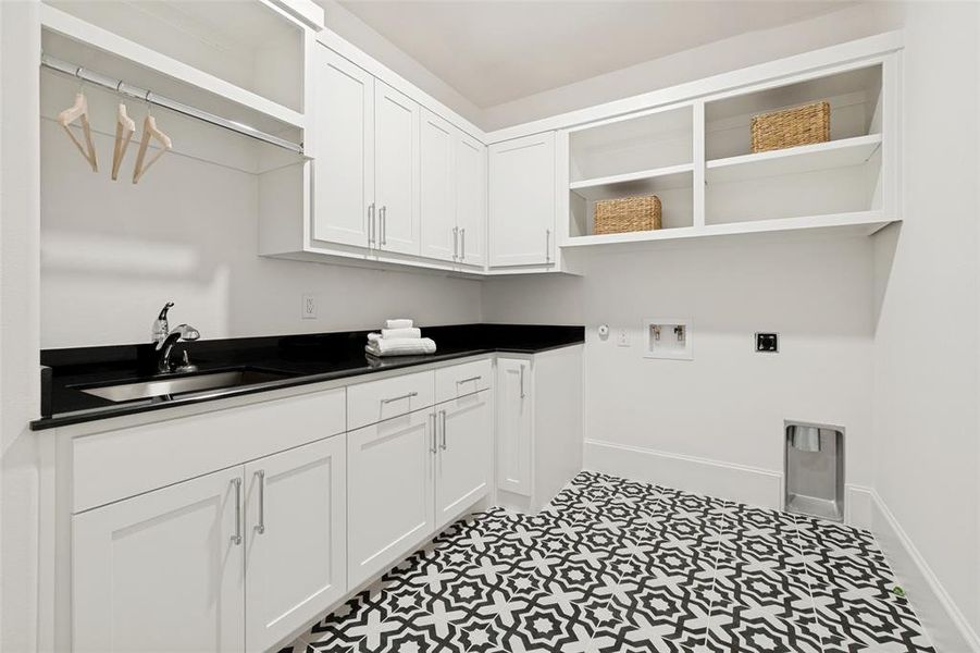 Furnished interior view inside a new home in , Dallas (Image 15).