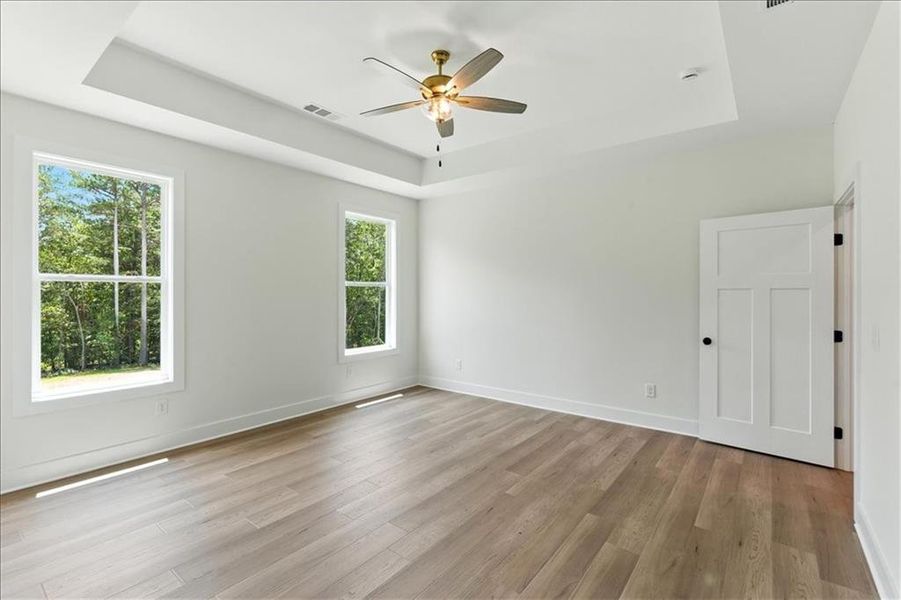 Spacious, unfurnished interior of a new home in , Waleska (Image 20).