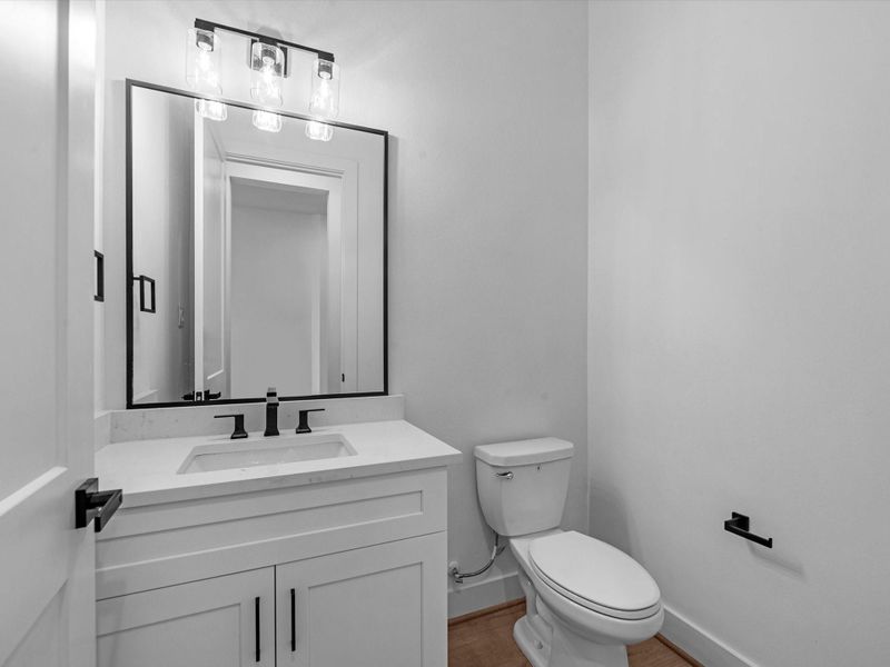 powder room for guess