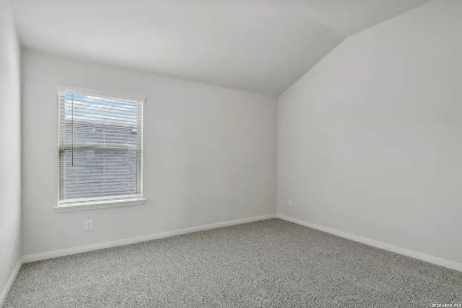 Spacious, unfurnished interior of a new home in , San Antonio (Image 25).