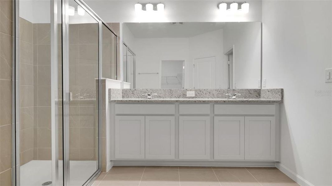 Furnished interior view inside a new home in Annabelle Estates, Lake Wales (Image 8).