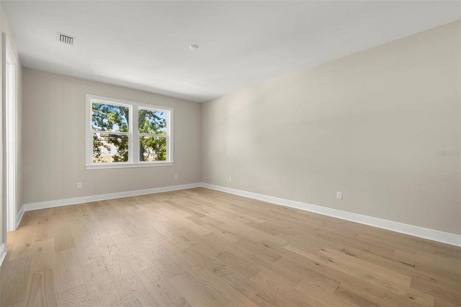 Spacious, unfurnished interior of a new home in , Tampa (Image 25). Spacious, unfurnished interior of a new home in , Tampa (Image 25).