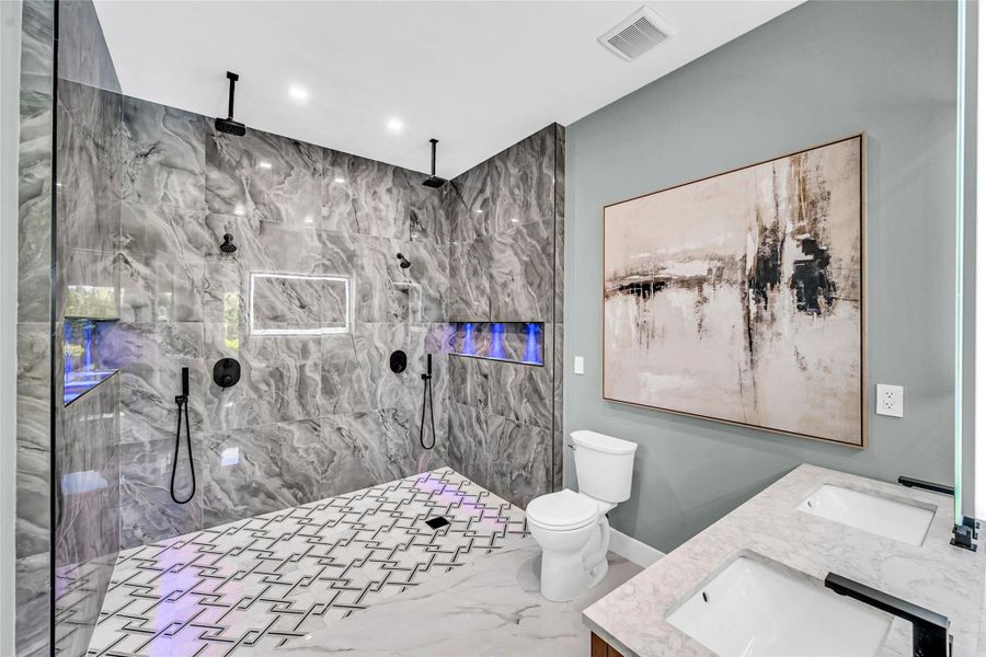 Furnished interior view inside a new home in , Oakland Park (Image 27).