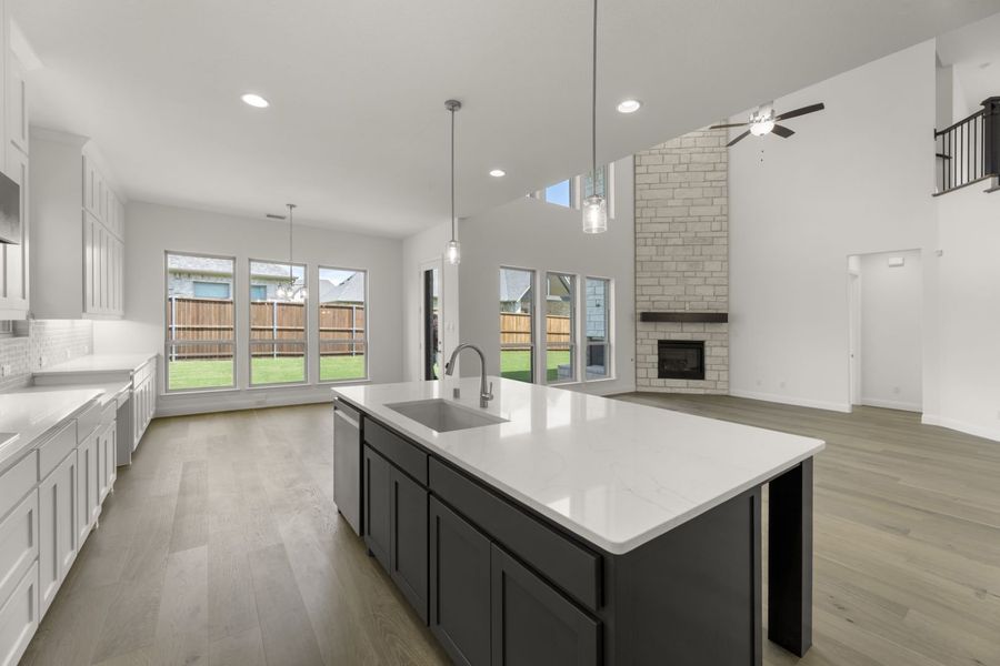 Representative furnished interior of a home built from the Ramsey by Windsor Homes in Estates at Rockhill, Frisco (Image 10).