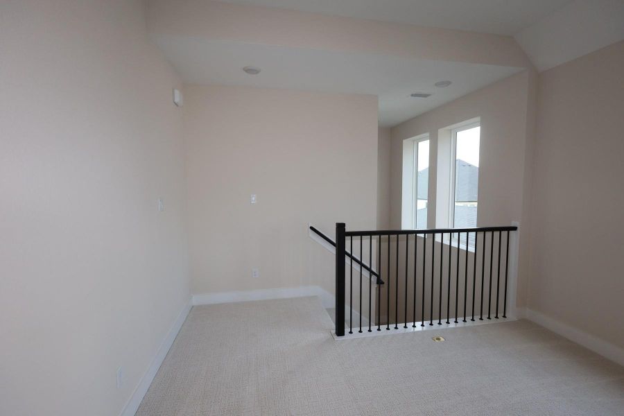 Spacious, unfurnished interior of a new home in Dunham Pointe, Cypress (Image 12). Spacious, unfurnished interior of a new home in Dunham Pointe, Cypress (Image 12).