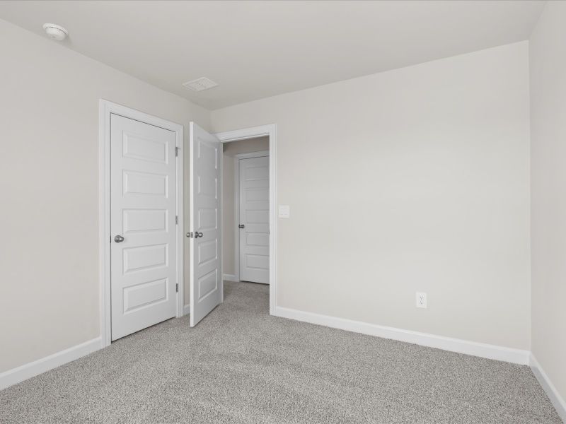 Welcome to the Dallas floorplan at The Farm at Wells Creek - Heritage Collection.