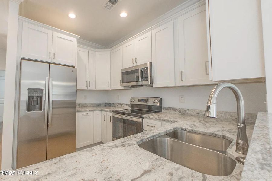 4d575cce39ba520c28c8fb1dc9ed5d06-uncropp