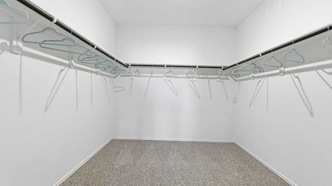 Spacious, unfurnished interior of a new home in Sorrento, Richmond (Image 20).