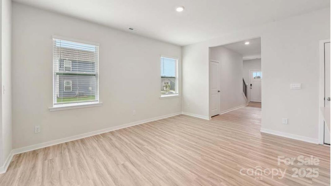 Spacious, unfurnished interior of a new home in Cardinal Creek, Charlotte (Image 21).