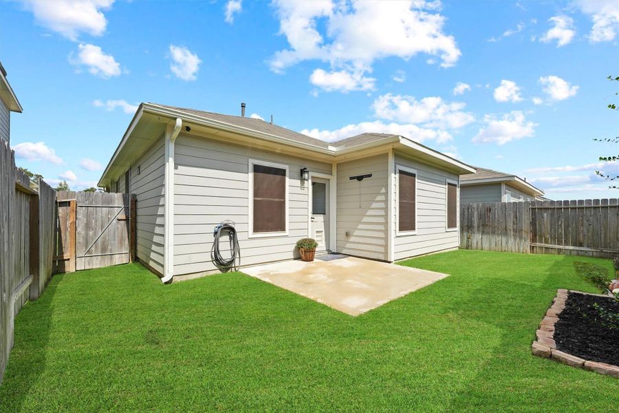 Exterior details and patio area of a home in Maple Heights, Porter (Image 3). Exterior details and patio area of a home in Maple Heights, Porter (Image 3).