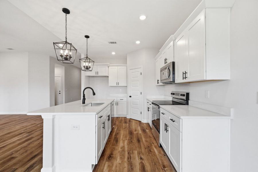 Furnished interior view inside a new home in Barton's Bend, Crestview (Image 12).