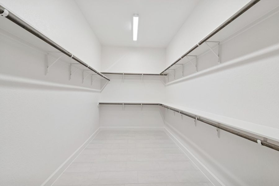 Spacious, unfurnished interior of a new home in Jordan Ranch 70' Homesites, Fulshear (Image 22).