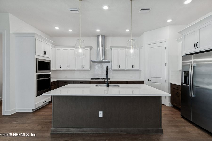 Furnished interior view inside a new home in Granville at eTown 38', Jacksonville (Image 10). Furnished interior view inside a new home in Granville at eTown 38', Jacksonville (Image 10).