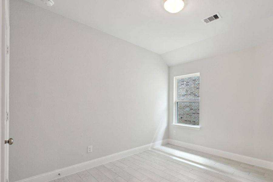 Spacious, unfurnished interior of a new home in Saint Tropez, Houston (Image 27). Spacious, unfurnished interior of a new home in Saint Tropez, Houston (Image 27).