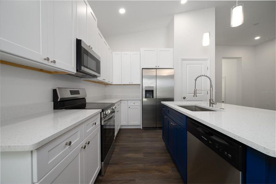 Furnished interior view inside a new home in , Orlando (Image 6).